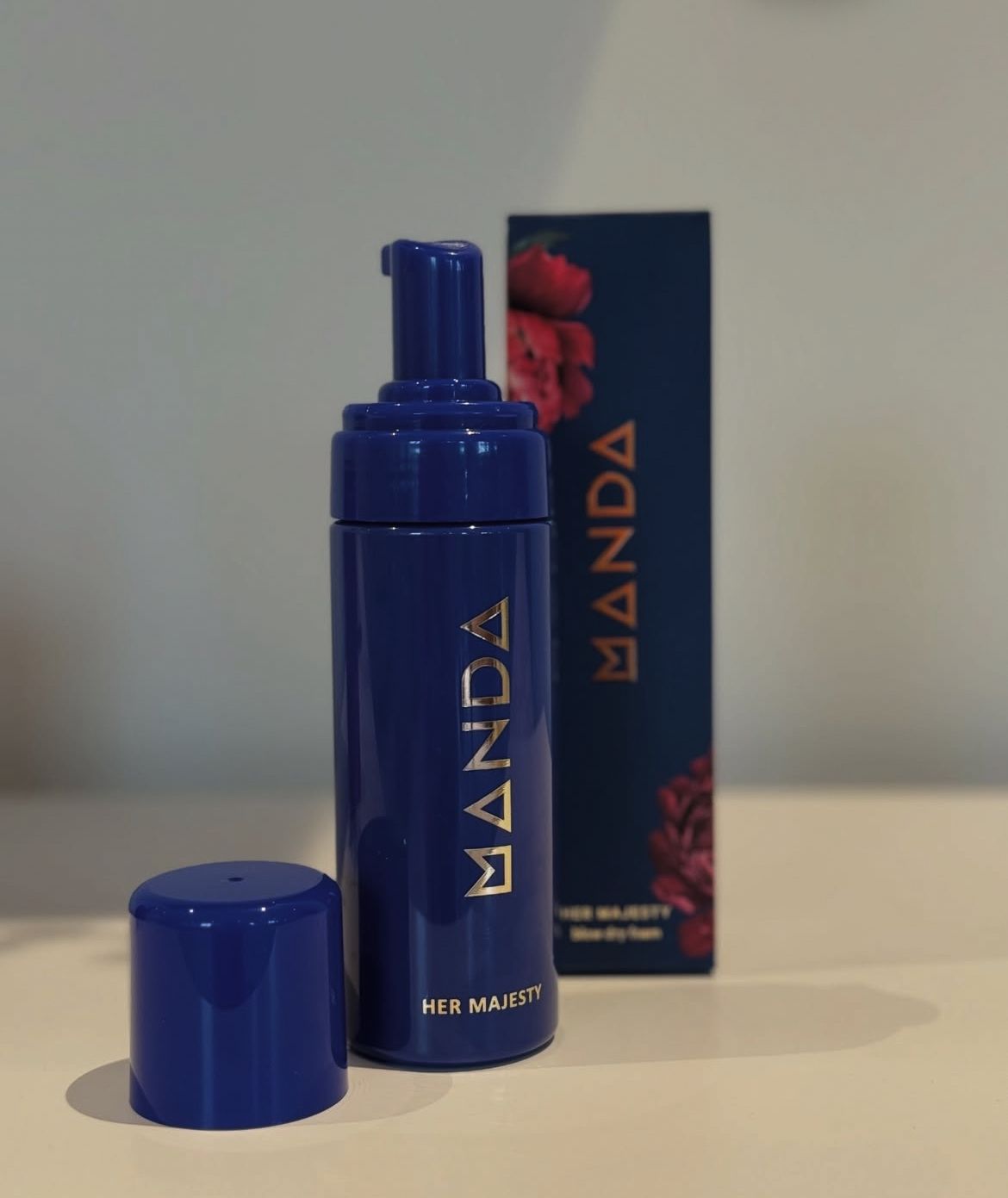 her majesty blowdry foam - Flu Hair and Make - up