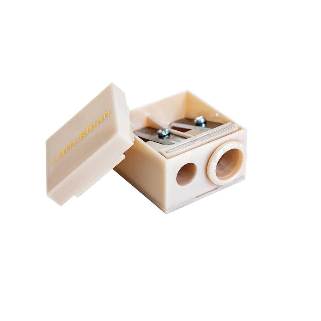 The pencil eater / SCHERPER - Flu Hair and Make - up